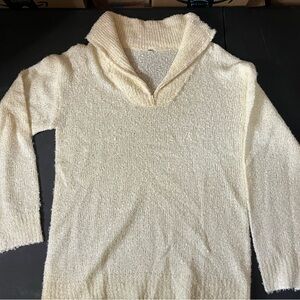Cozy Cream Knit Sweater size medium